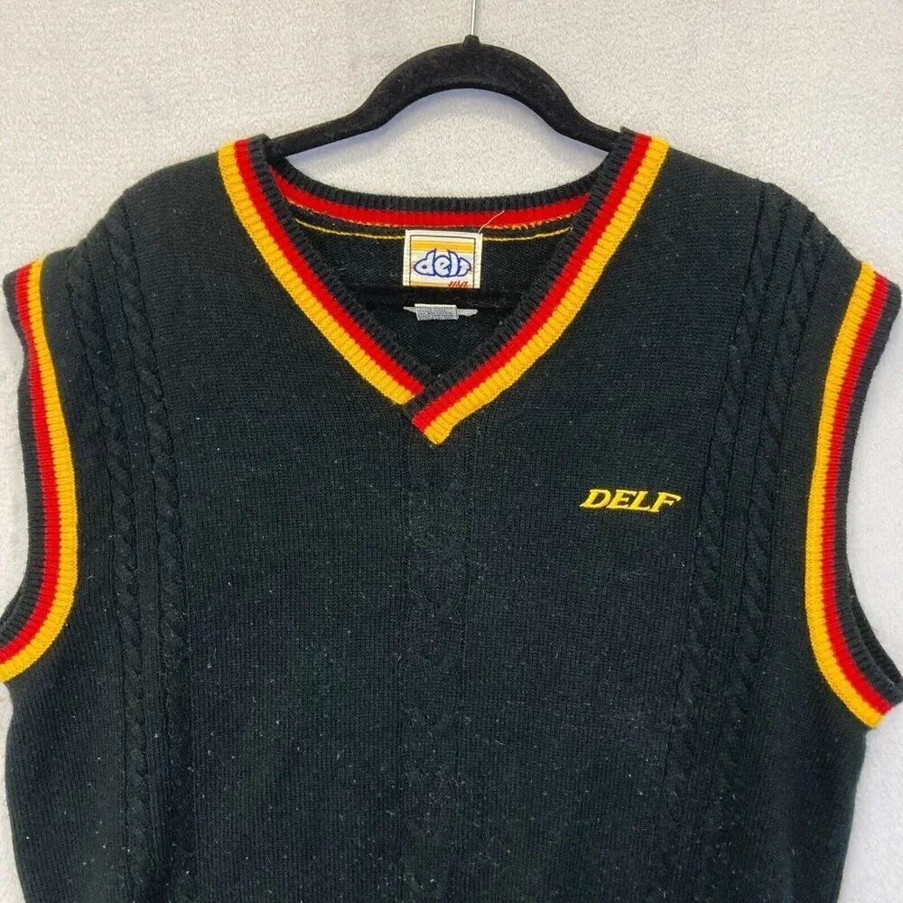 Delf USA Vintage Knit Sweater Vest Mens XL Black Red Hip Hop Retro 90s Y2K - Picture 4 of 13